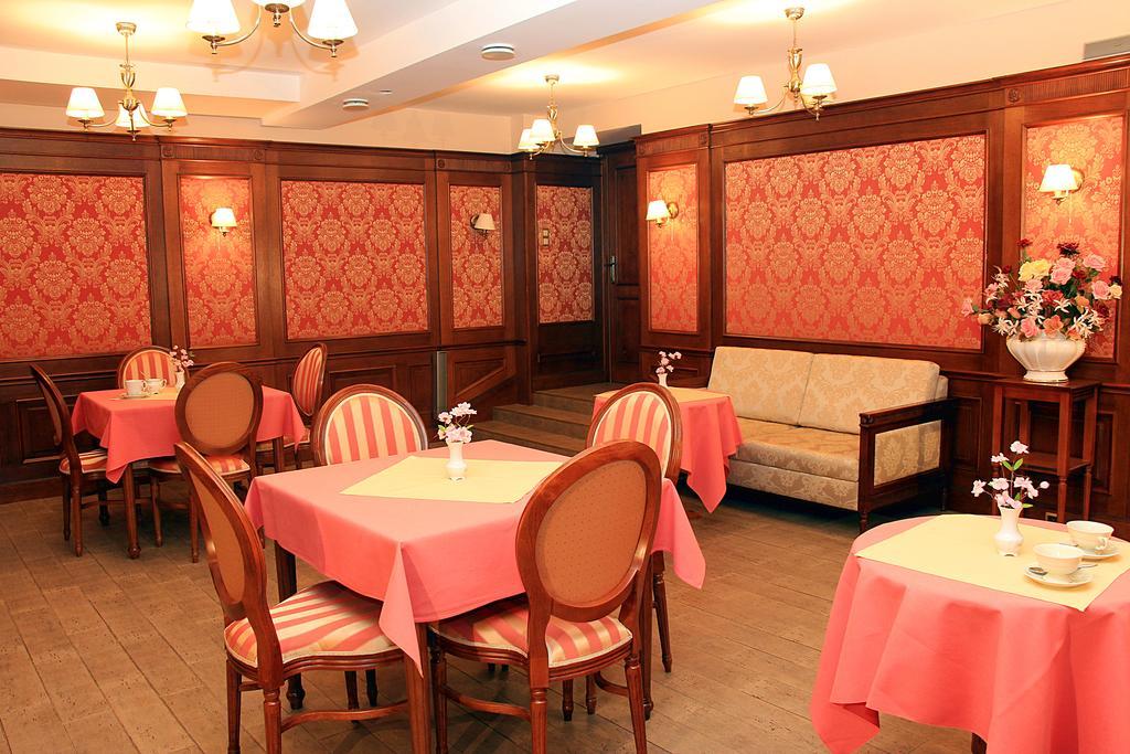 شكلارسكا بوريبا Rezydencja Piastowska المظهر الخارجي الصورة